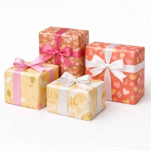 Cadeaupapier – Sweet Love – (4 STUKS) – 200×70 cm – Bloemen, Hartjes, Love & Vliegers – Inpakpapier